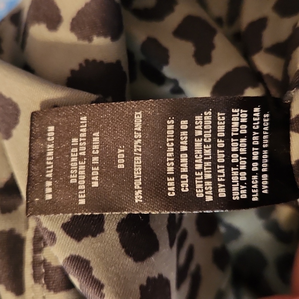 All Fenix Anthropologie Sport Bra Long Jagger Charcoal Cheetah Print S - Picture 9 of 9